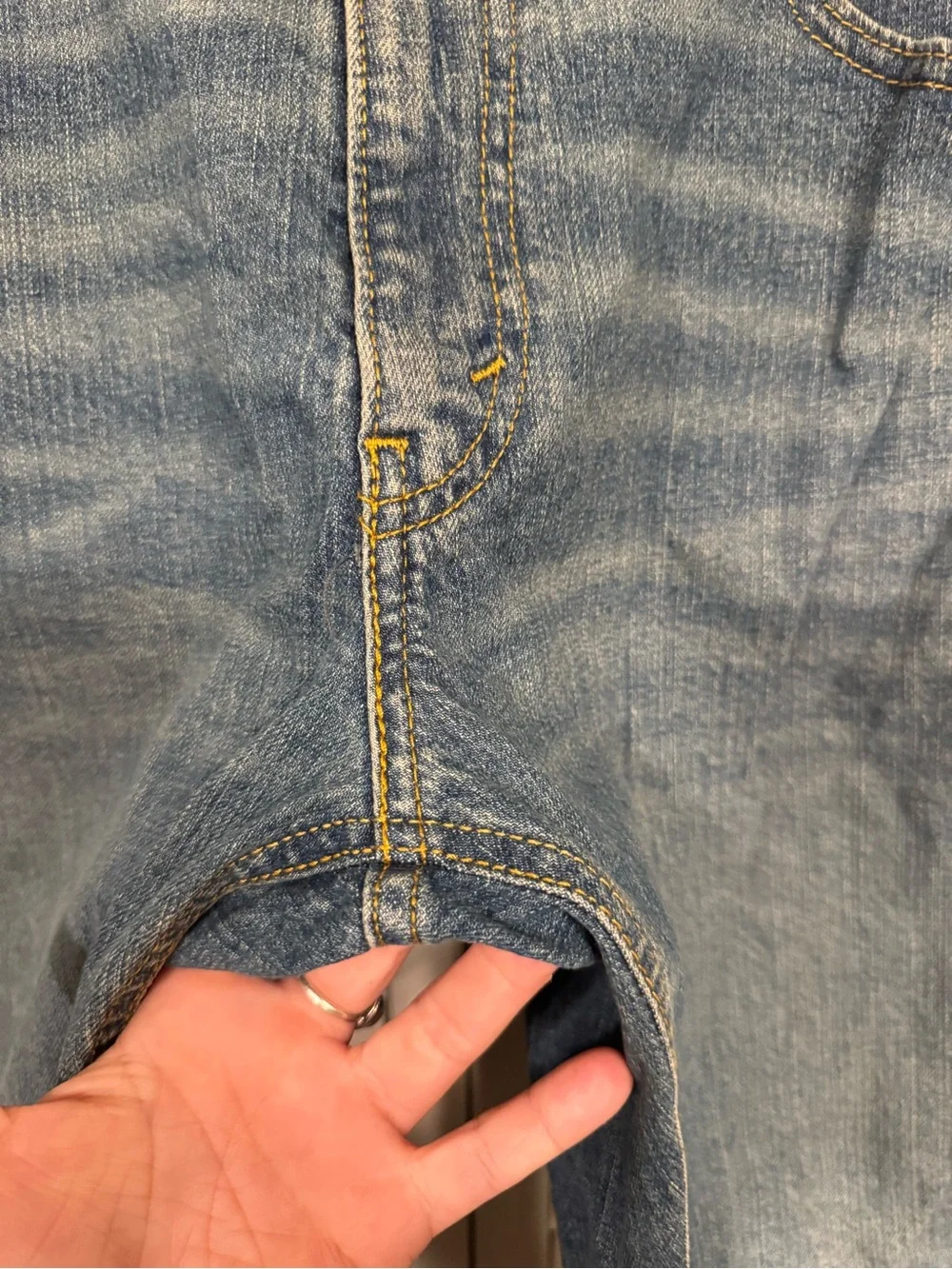 Levi’s Men's Classic Blue Jeans Bootcut W34 L32